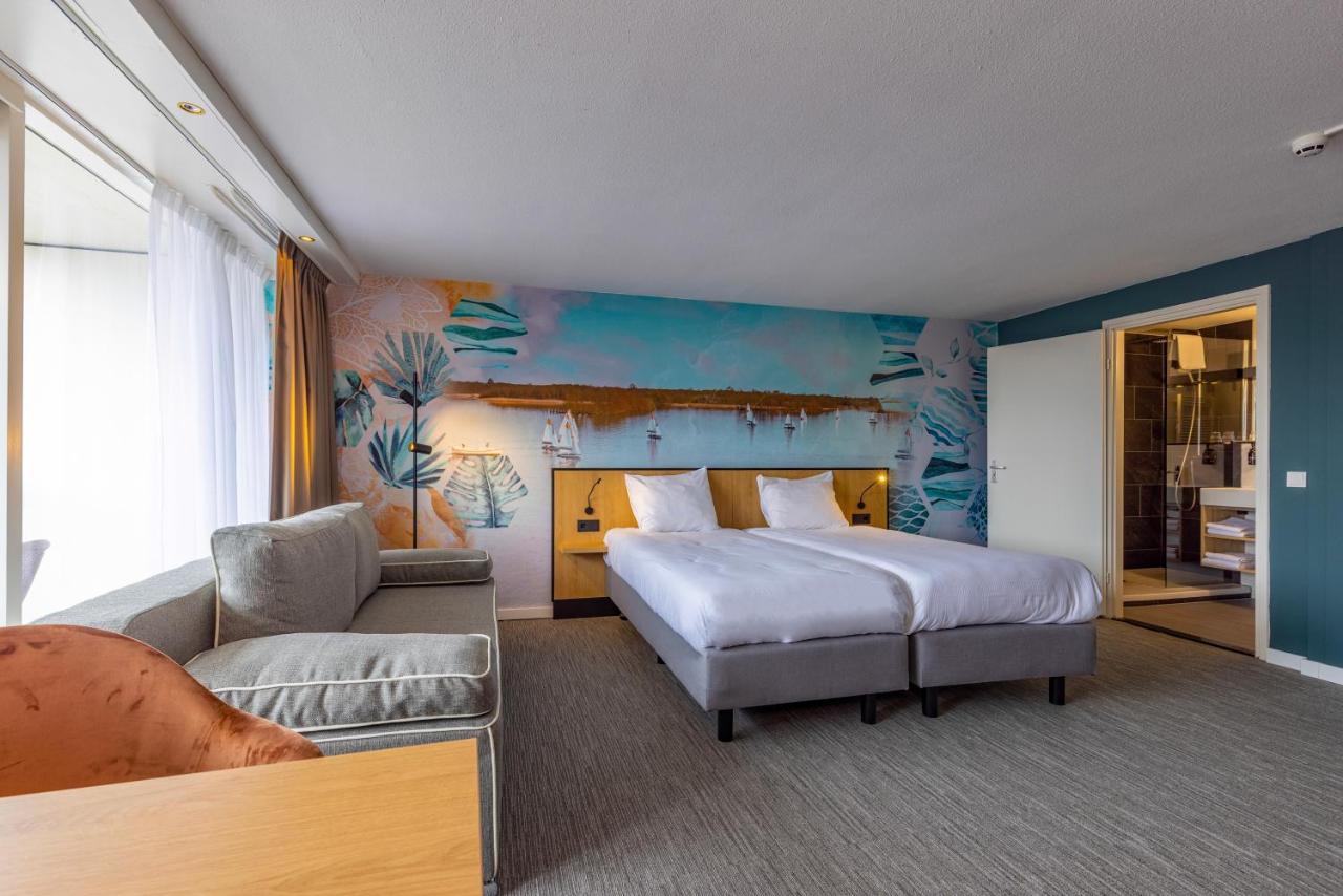 Deluxe Double Room with Balcony,1378813292:JPEG